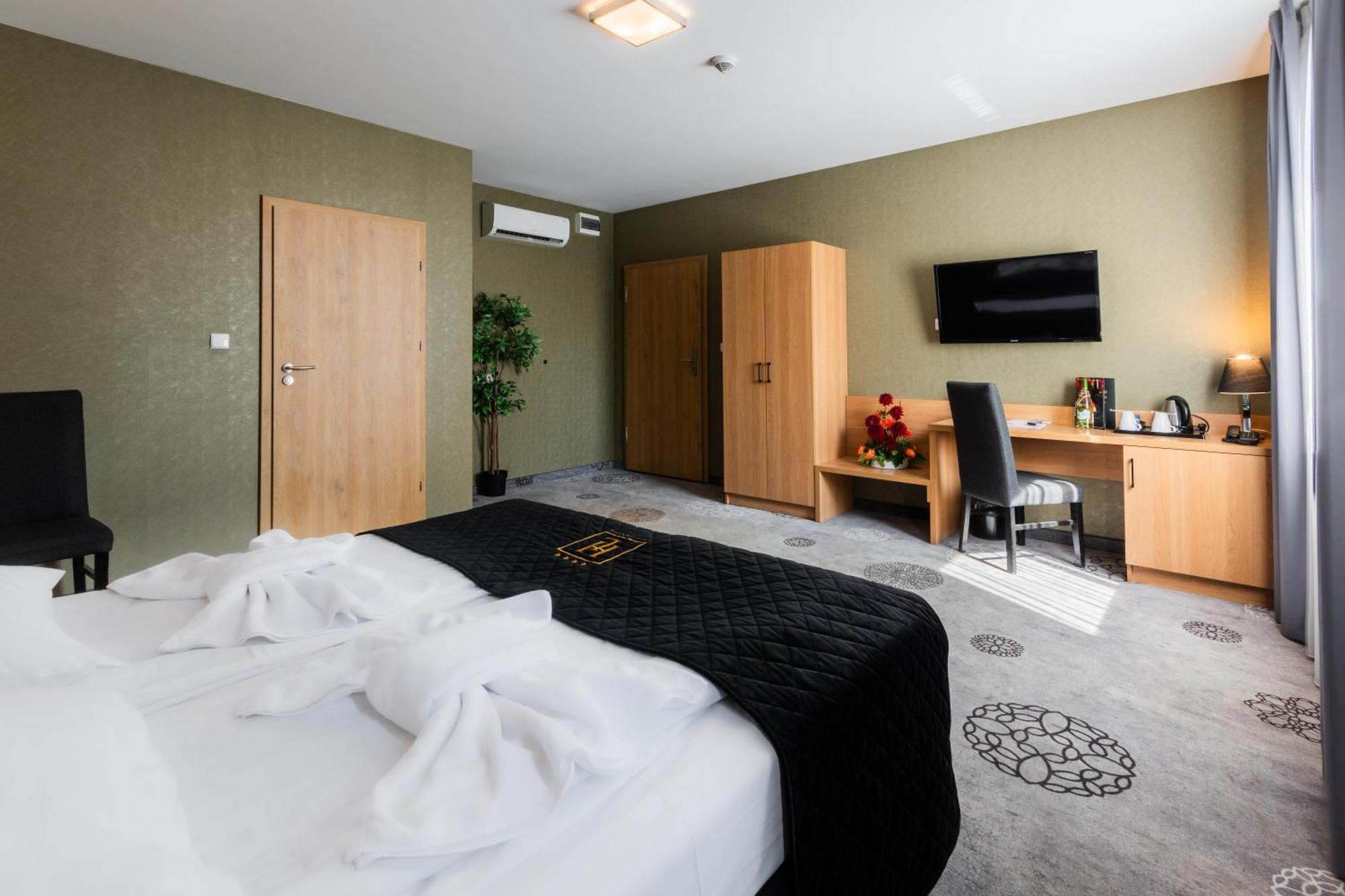 Hotel Lantier Wellness & Spa Bytom Exterior photo